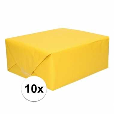 10x inpakpapier/cadeaupapier geel kraftpapier 200 x 70 cm rollen