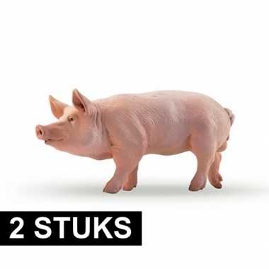 2x plastic speelgoed dieren varkens 11 cm