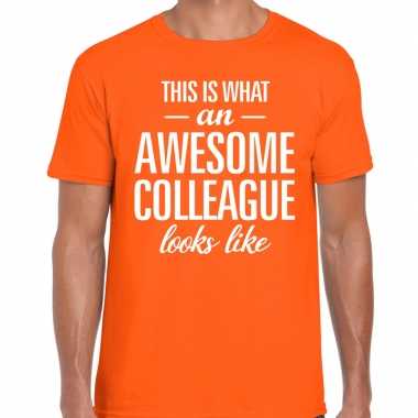 Awesome colleague tekst t-shirt oranje heren