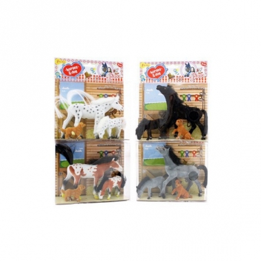 Speelgoed paarden grijs met veulen en hond