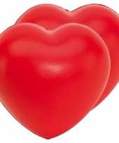2x stressballen rood hartjes vorm 8 x 7 cm trend