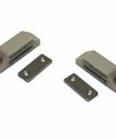 2x stuks magneetsnapper magneetsnappers met metalen sluitplaat wit 6 x 3 8 x 1 6 cm trend