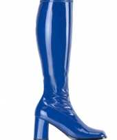 Blauwe retro laarzen trend
