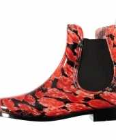 Chelsea boots regenlaarsjes rode rozen voor dames trend