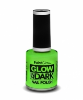 Glow in the dark nagellak neon groen trend