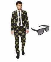 Heren kostuum met batman print maat 52 xl met gratis zonnebri trend