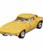 Modelauto chevrolet corvette geel 13 cm trend