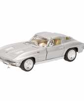 Modelauto chevrolet corvette zilver 13 cm trend