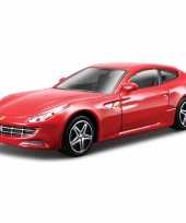 Modelauto ferrari ff 1 43 trend