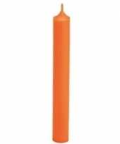 Oranje dinerkaars 18 cm trend
