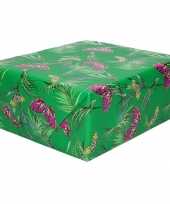 Rollen inpakpapier cadeaupapier groen met paarse vlinders 200 x 70 cm trend