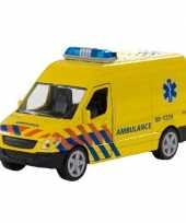 Schaalmodel ambulance nederland trend