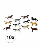 Setje van 10x stuks plastic paardjes van 6 cm trend