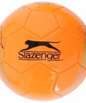 Speelgoed voetbal oranje 21 cm maat 5 voor kinderen volwassenen trend