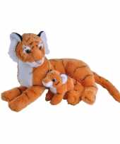 Tijgers speelgoed artikelen tijger met welpje knuffelbeest oranje 38 cm trend
