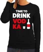 Time to drink vodka tekst sweater zwart voor dames trend
