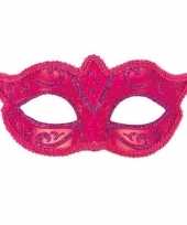Venetiaans roze kunststof oogmasker trend