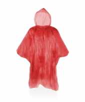 Wegwerp regenponcho rood trend