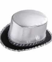 Zilveren hoge hoeden trend